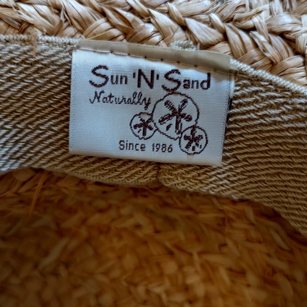 Sun N Sand Straw Hat With Jewel Assessory! - Picture 6 of 9